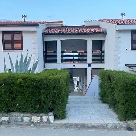 Residence4A-Appartamento Rosso Ravni Dış mekan fotoğraf