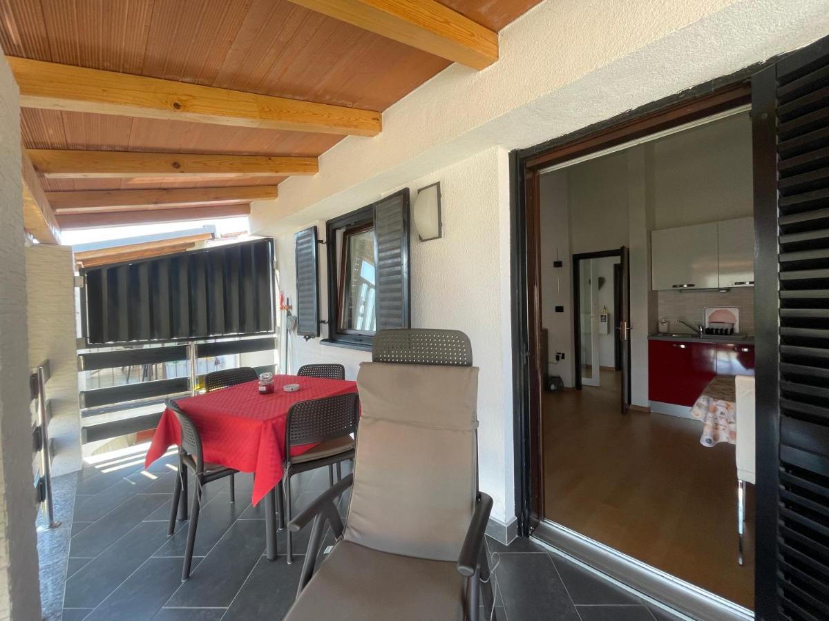 Residence4A-Appartamento Rosso Ravni Dış mekan fotoğraf