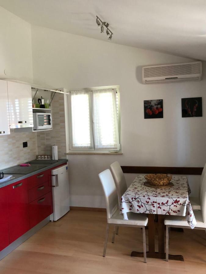 Residence4A-Appartamento Rosso Ravni Dış mekan fotoğraf